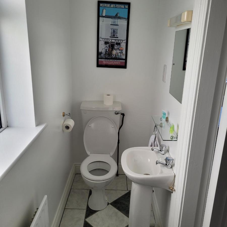 Dun Maeve Guesthouse Westport Eksteriør billede